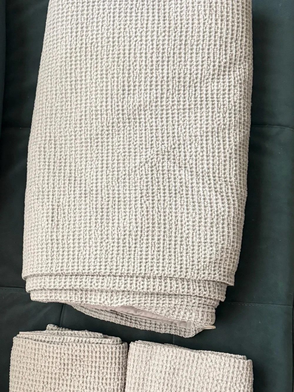Threshold Queen Duvet Cover & 2 Shams